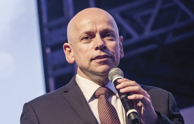 leandro-karn_120_766.jpg